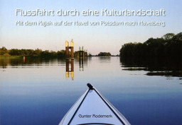 Zeige Details für Flussfahrt durch eine Kulturlandschaft Bild von Flussfahrt durch eine Kulturlandschaft
